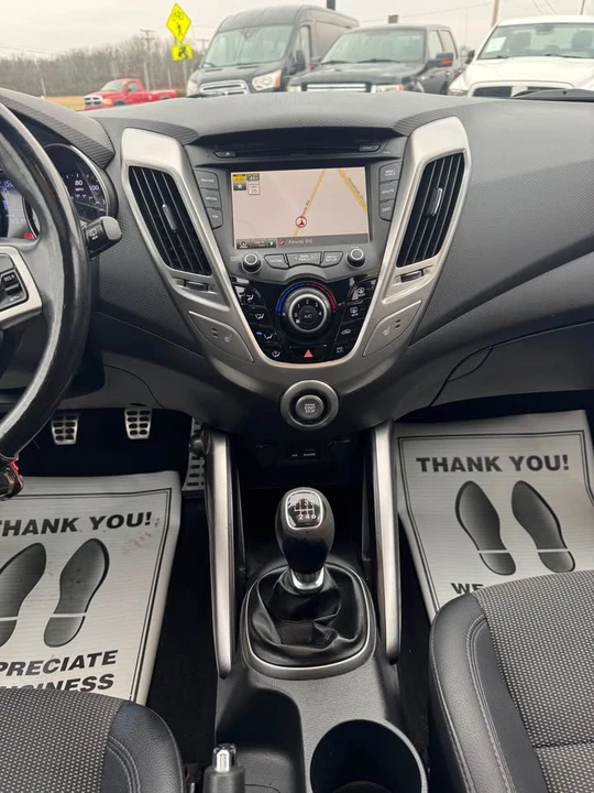2014 Hyundai Veloster - Image 11 of 14