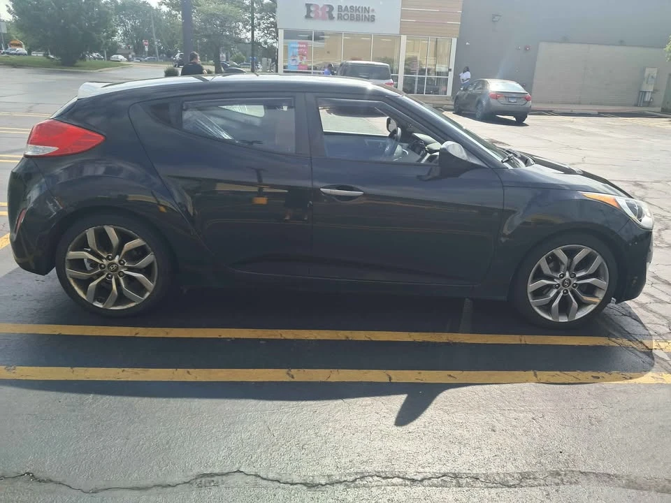 2014 Hyundai Veloster - Image 5 of 9