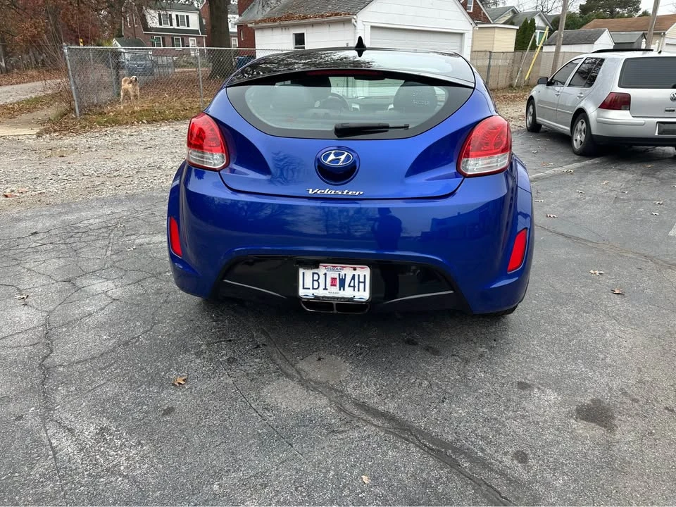 2014 Hyundai Veloster - Image 8 of 12