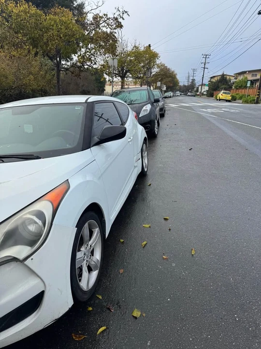 2014 Hyundai Veloster - Image 15 of 18