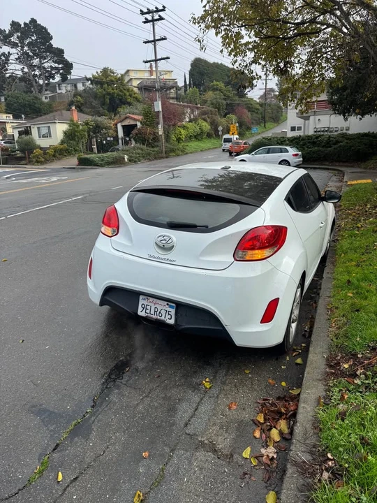 2014 Hyundai Veloster - Image 13 of 18
