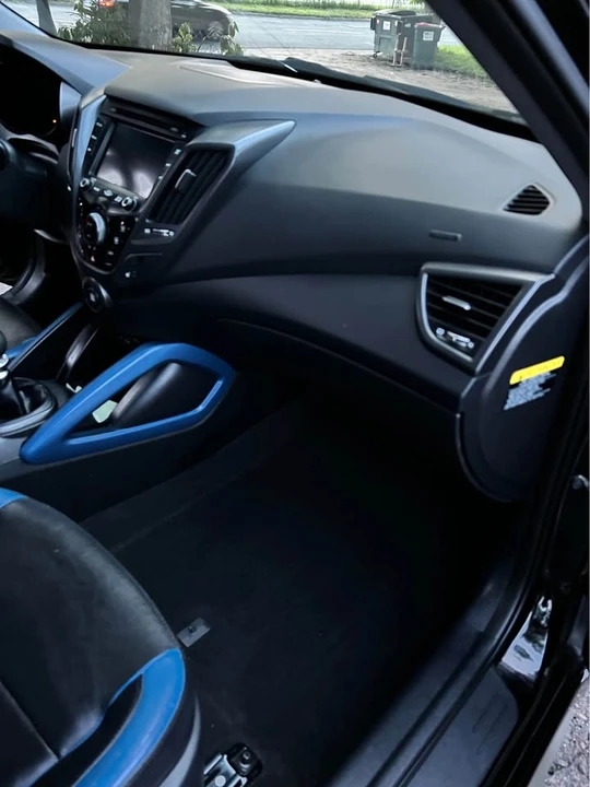 2014 Hyundai Veloster - Image 8 of 13