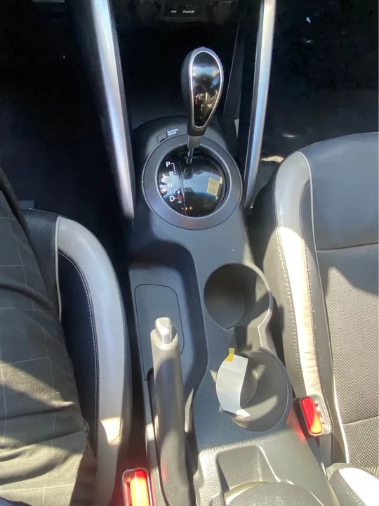 2014 Hyundai Veloster - Image 9 of 9