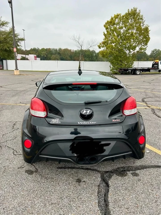 2014 Hyundai Veloster - Image 9 of 10