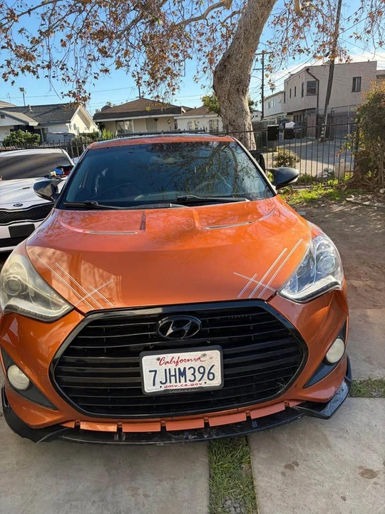 2014 Hyundai Veloster - Image 8 of 17