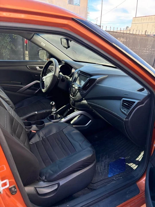 2014 Hyundai Veloster - Image 17 of 17