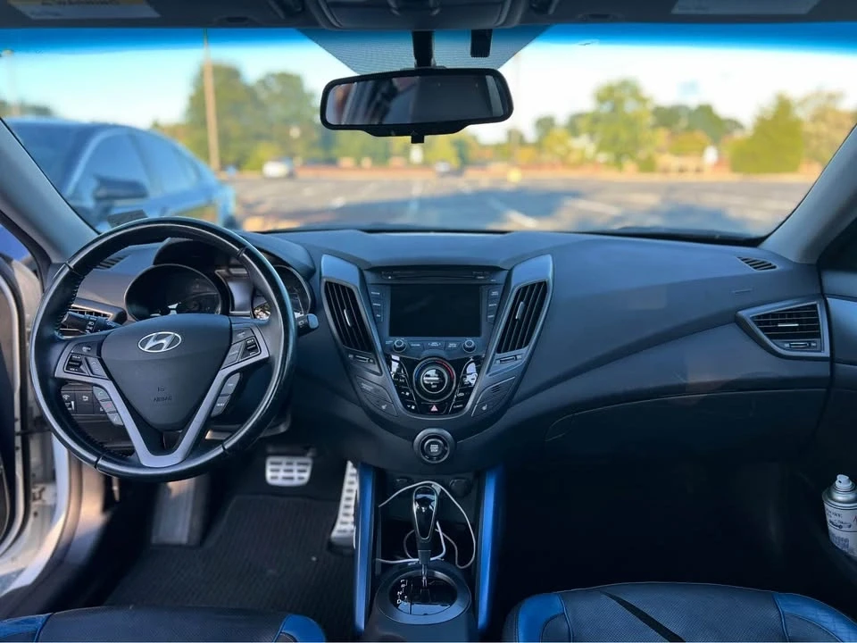2014 Hyundai Veloster - Image 8 of 9