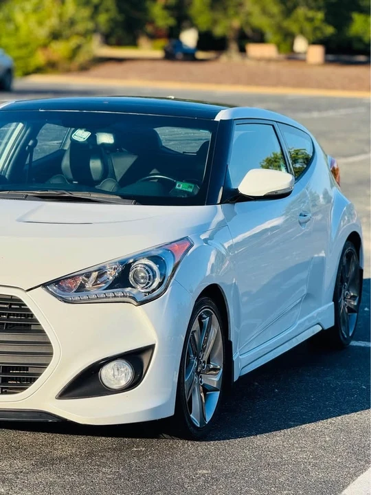 2014 Hyundai Veloster - Image 4 of 9