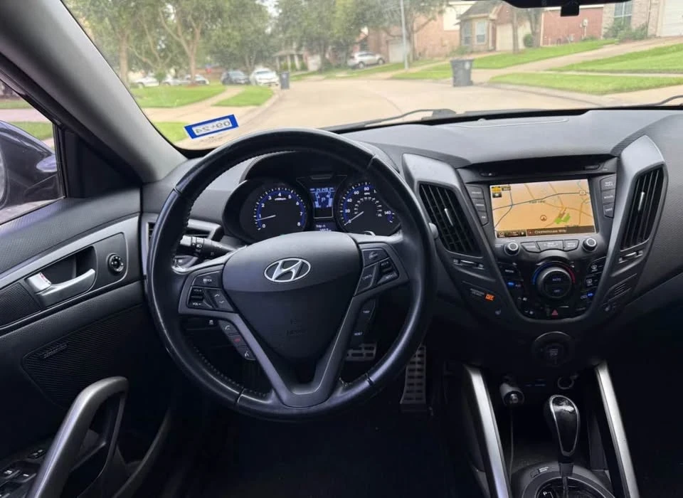 2014 Hyundai Veloster - Image 11 of 15