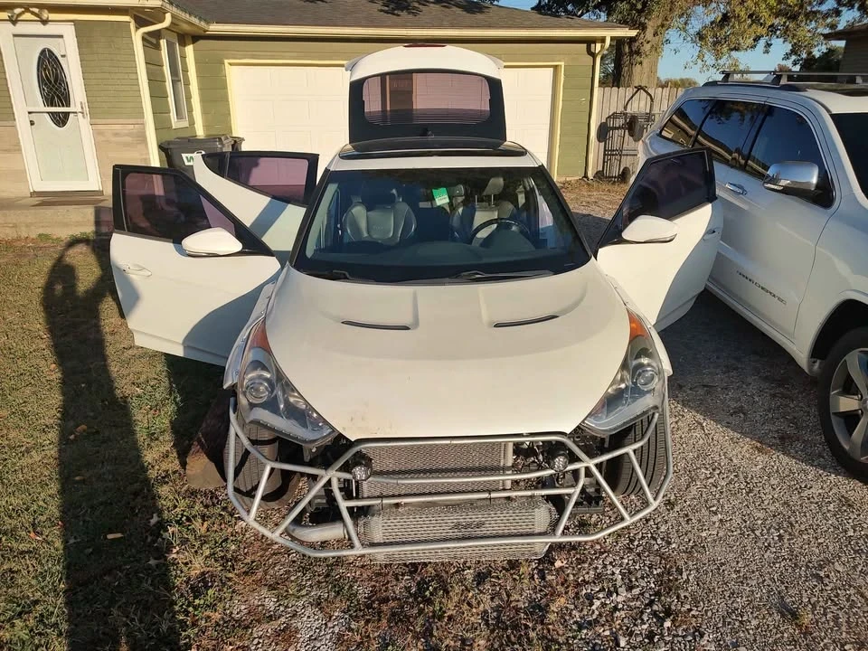 2014 Hyundai Veloster - Image 6 of 10