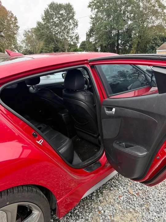2014 Hyundai Veloster - Image 7 of 10