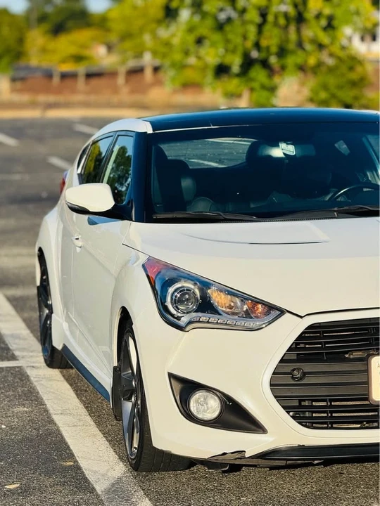 2014 Hyundai Veloster - Image 3 of 9