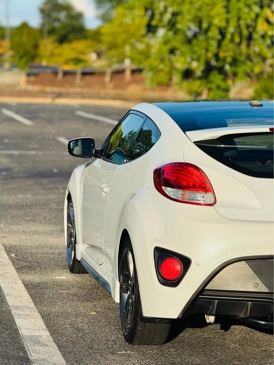 2014 Hyundai Veloster - Image 7 of 9