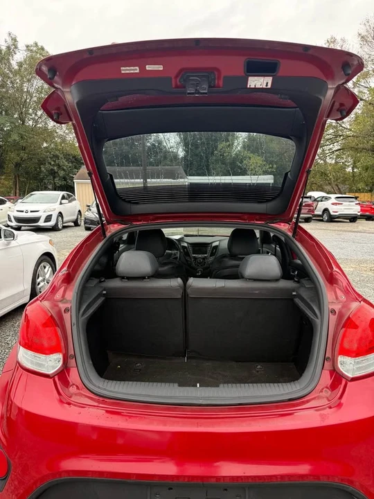 2014 Hyundai Veloster - Image 8 of 10