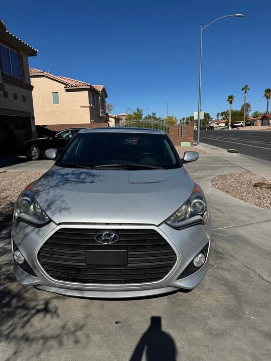 2014 Hyundai Veloster - Image 4 of 10