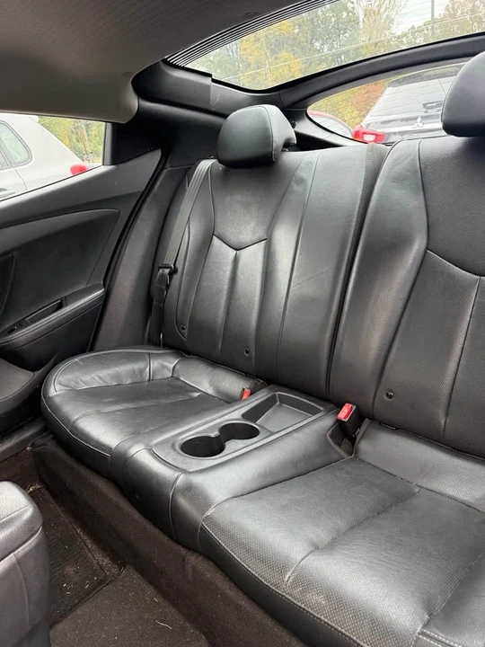 2014 Hyundai Veloster - Image 6 of 10