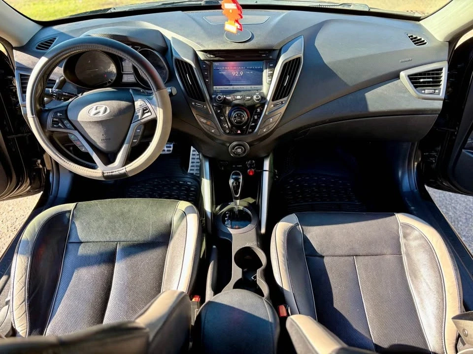 2014 Hyundai Veloster - Image 3 of 11