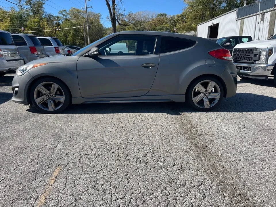 2014 Hyundai Veloster - Image 2 of 14