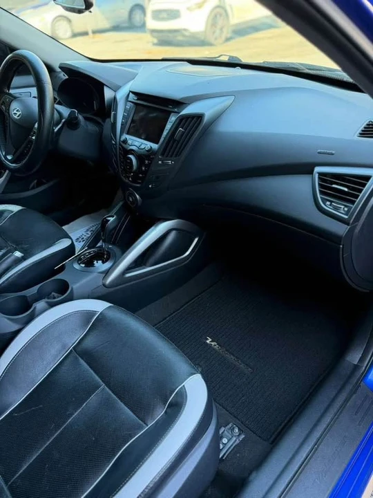 2014 Hyundai Veloster - Image 5 of 9