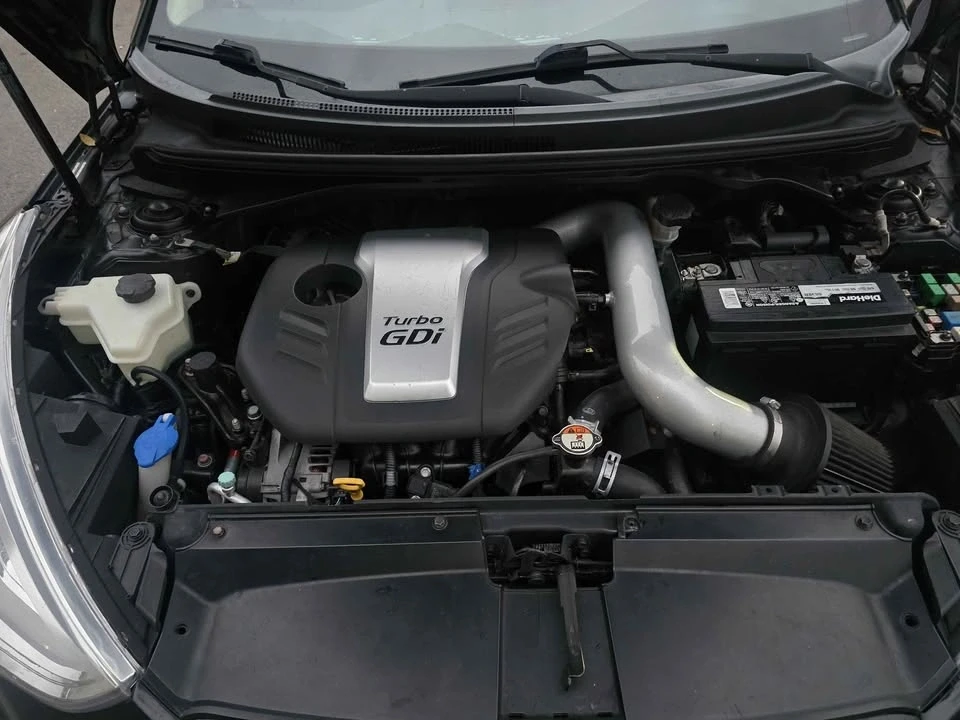 2014 Hyundai Veloster - Image 5 of 9