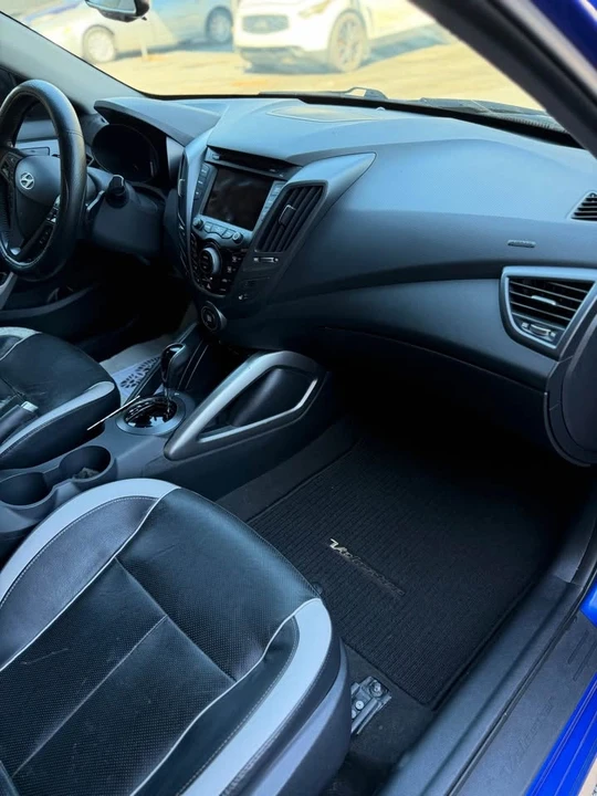 2014 Hyundai Veloster - Image 5 of 9