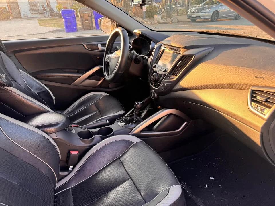 2014 Hyundai Veloster - Image 7 of 8