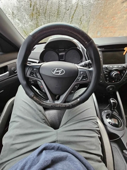 2014 Hyundai Veloster - Image 5 of 7