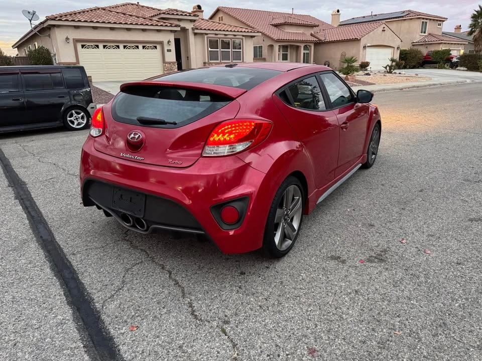2014 Hyundai Veloster - Image 5 of 12