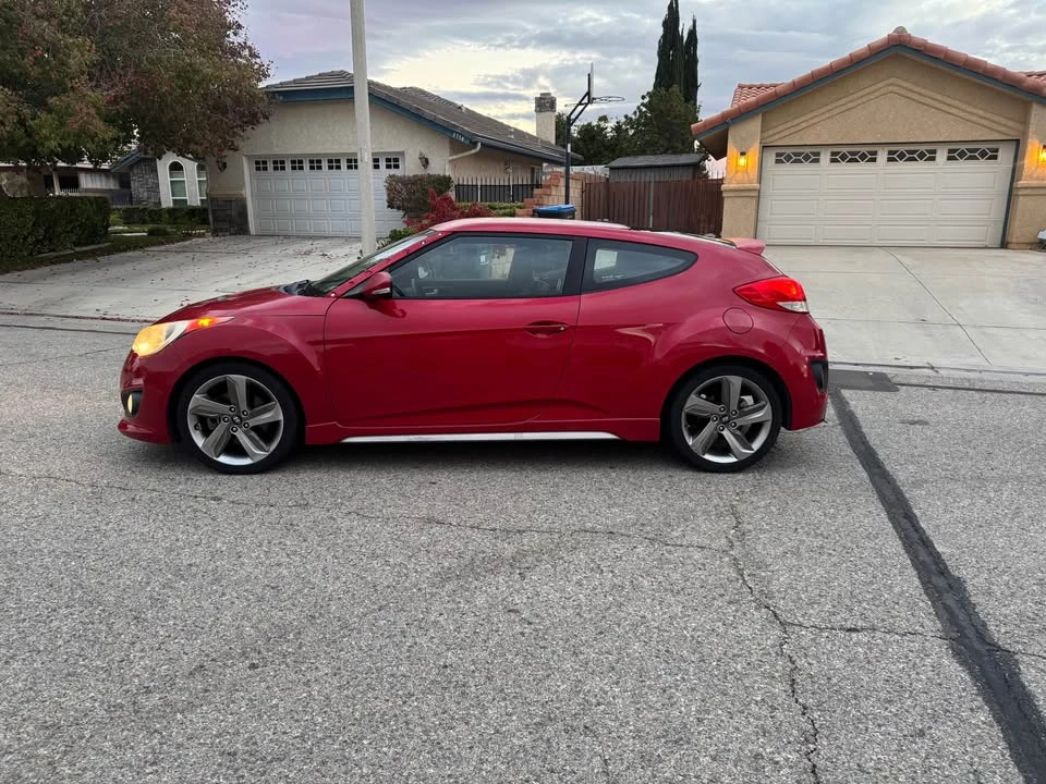 2014 Hyundai Veloster - Image 3 of 12