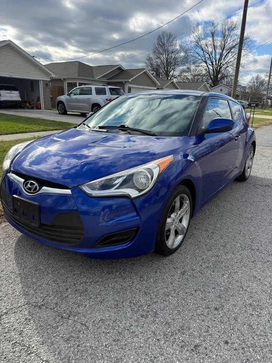 2014 Hyundai Veloster - Image 2 of 16