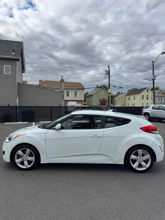 2014 Hyundai Veloster - Image 12 of 20