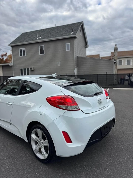 2014 Hyundai Veloster - Image 6 of 20
