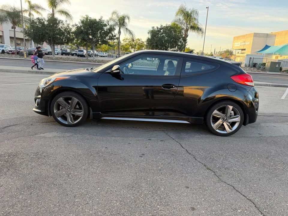 2014 Hyundai Veloster - Image 8 of 12