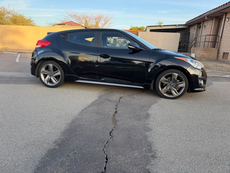 2014 Hyundai Veloster - Image 3 of 12