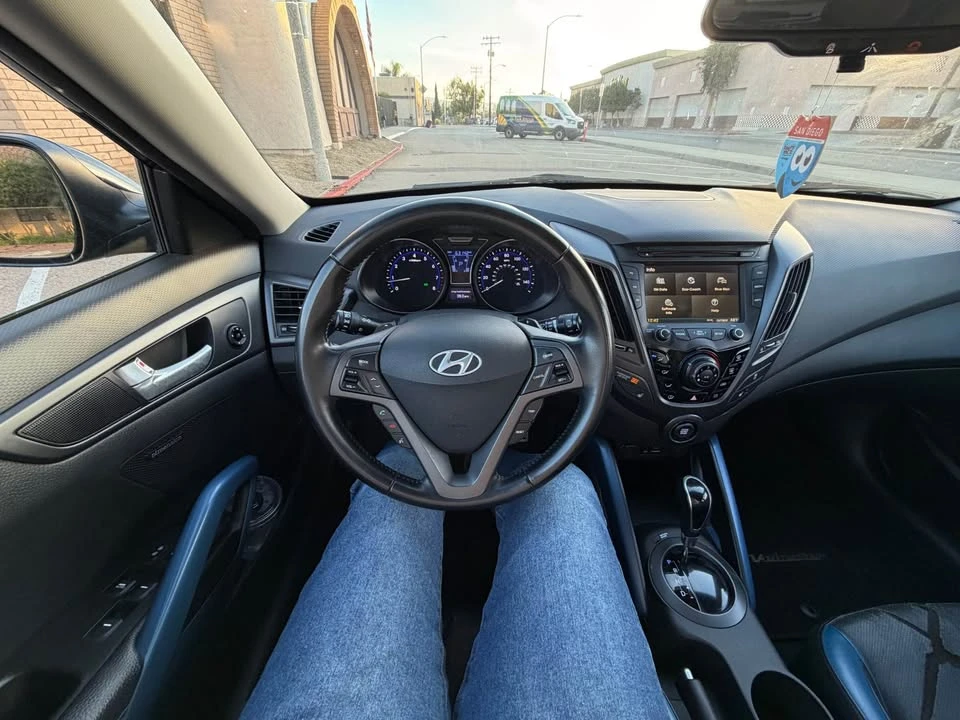 2014 Hyundai Veloster - Image 11 of 12