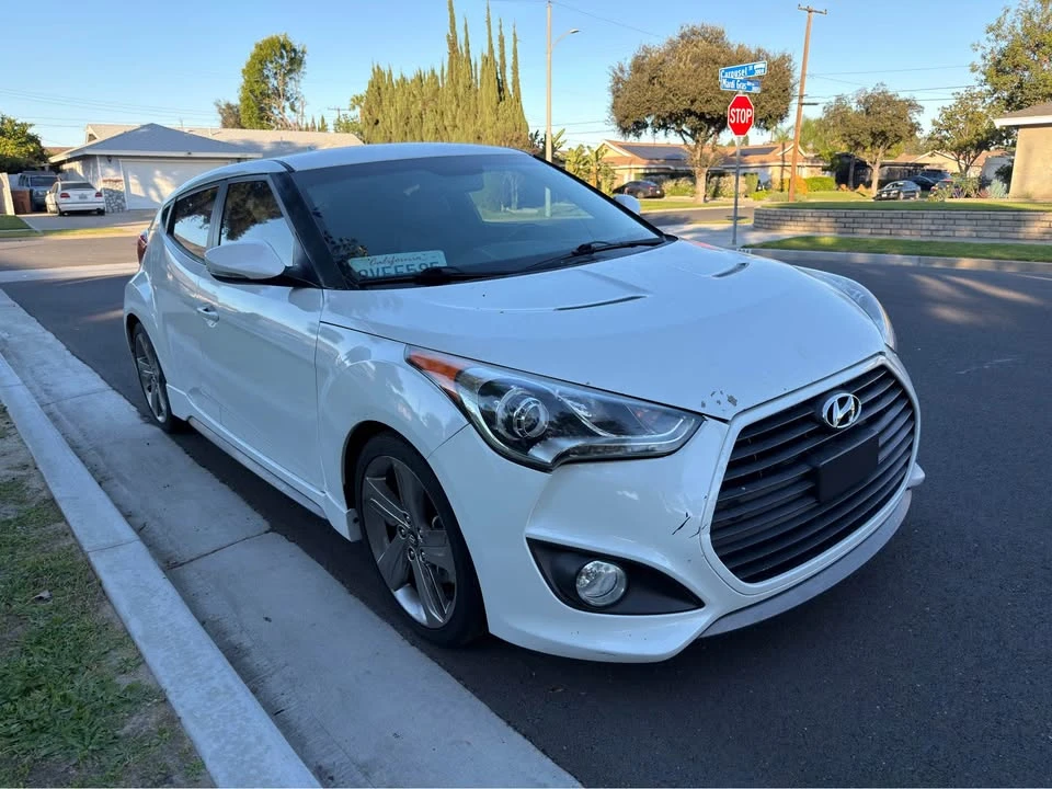 2014 Hyundai Veloster - Image 2 of 6