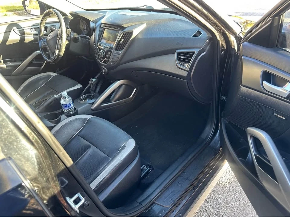 2014 Hyundai Veloster - Image 13 of 14