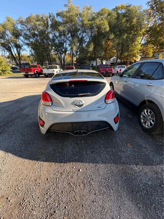 2014 Hyundai Veloster - Image 11 of 12