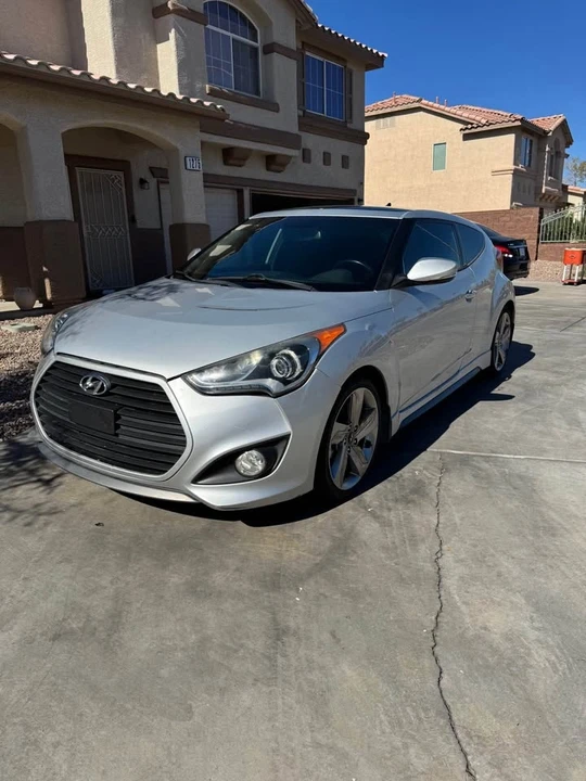 2014 Hyundai Veloster - Image 6 of 10