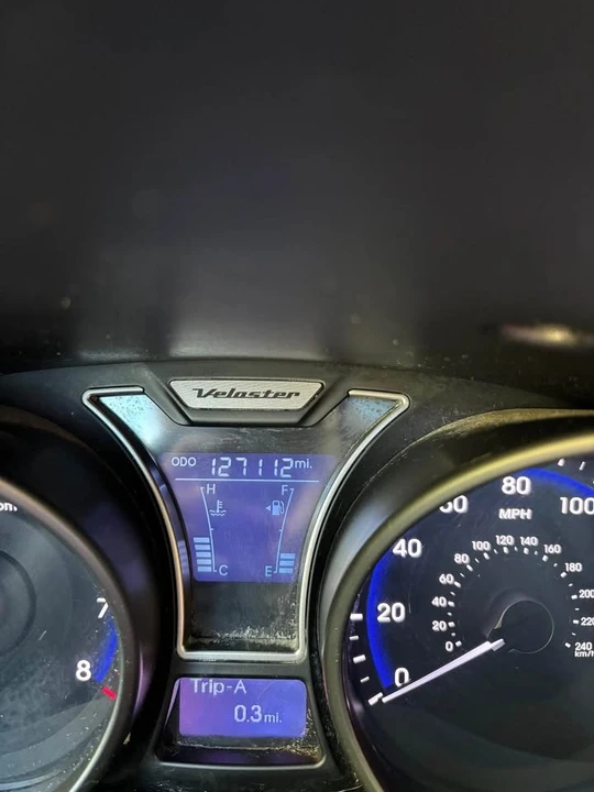 2014 Hyundai Veloster - Image 15 of 16