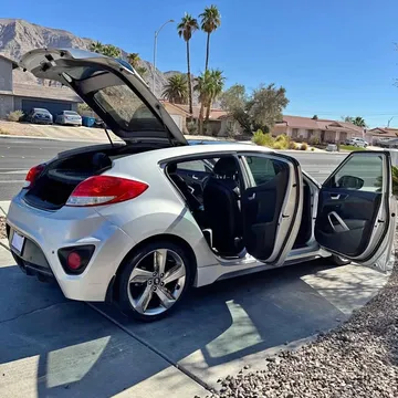 2014 Hyundai Veloster Turbo R-Spec Coupe