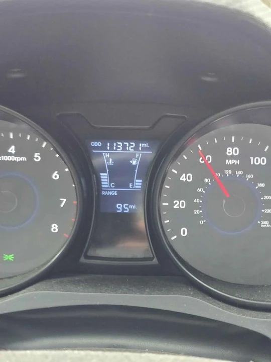 2014 Hyundai Veloster - Image 5 of 5