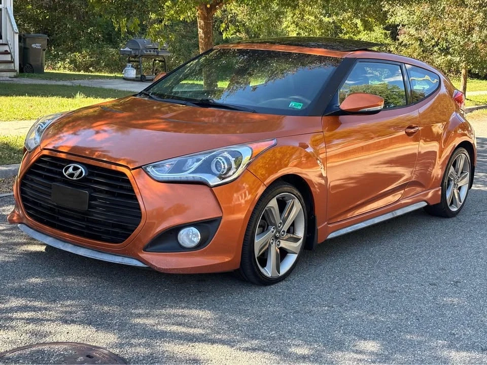 2014 Hyundai Veloster - Image 2 of 16