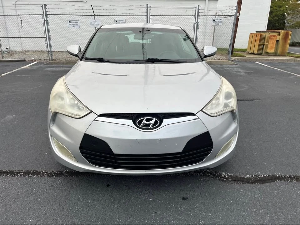 2014 Hyundai Veloster - Image 2 of 14