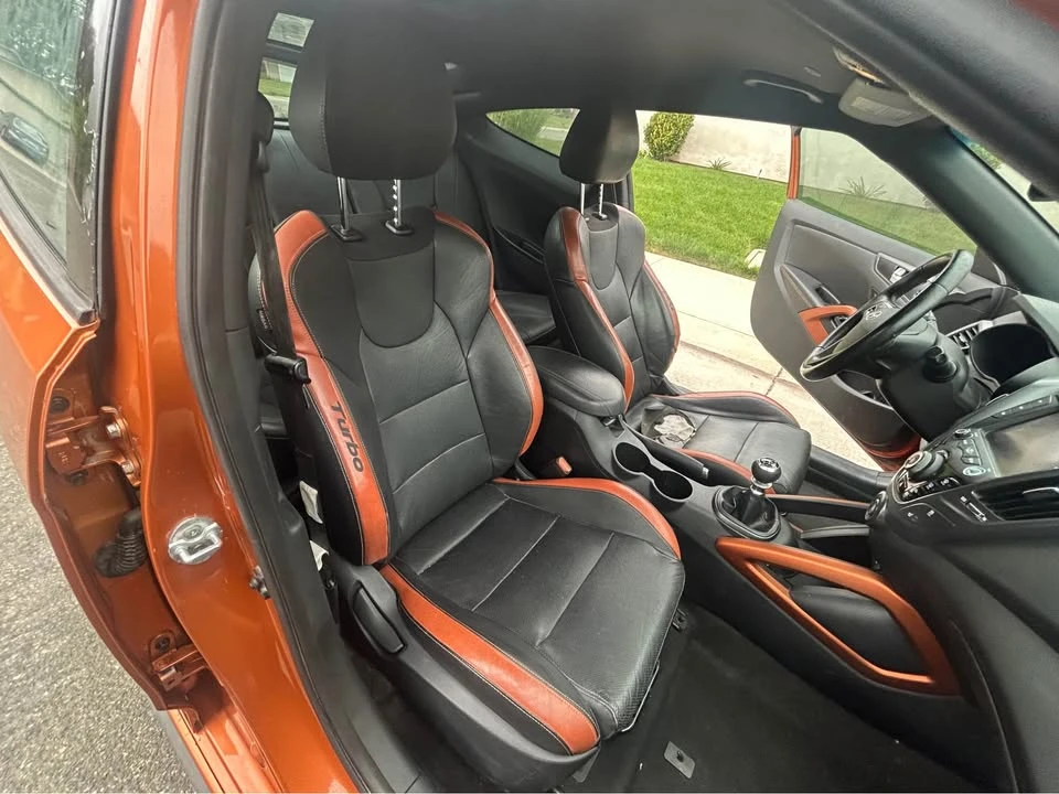 2014 Hyundai Veloster - Image 9 of 11