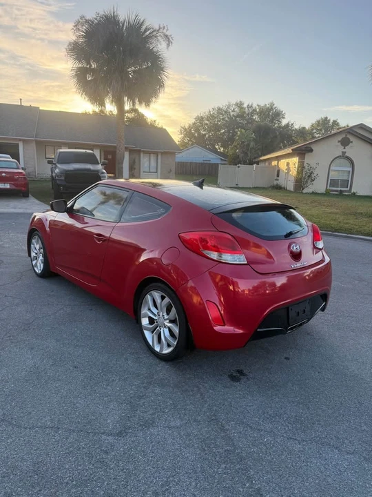 2014 Hyundai Veloster - Image 5 of 18