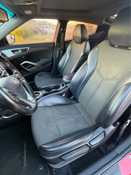 2014 Hyundai Veloster - Image 16 of 18