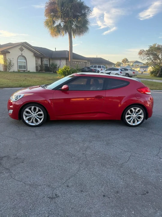 2014 Hyundai Veloster - Image 3 of 18