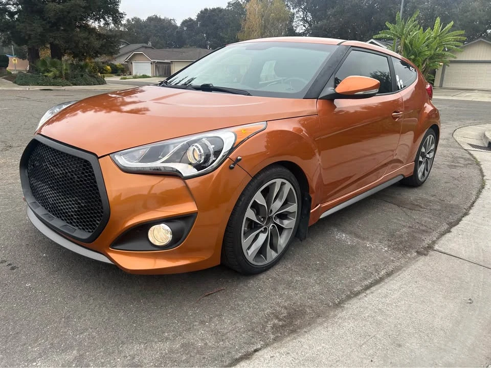 2014 Hyundai Veloster - Image 2 of 11