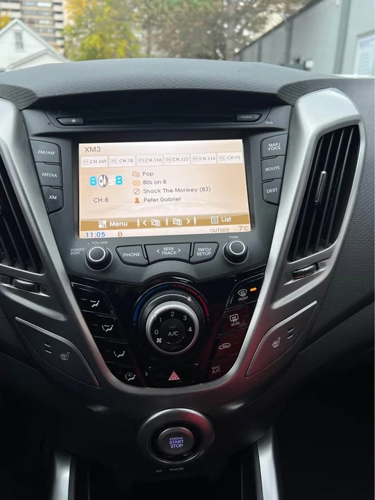 2014 Hyundai Veloster - Image 13 of 19